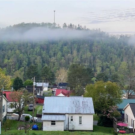 Cozy Fries Escape With Mountain And River Views! Galax エクステリア 写真